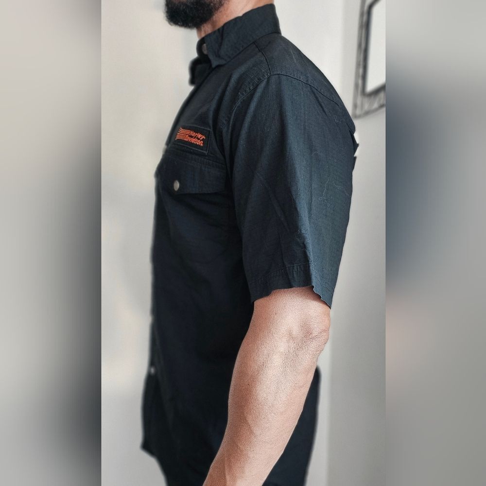 Harley-Davidson Black Button-Up Shirt Logo Patch Fits like MED.